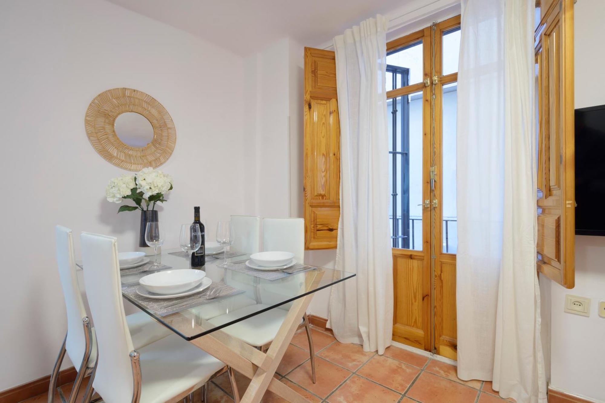 Апартаменты Apartamento Montereria Centro Гранада Экстерьер фото