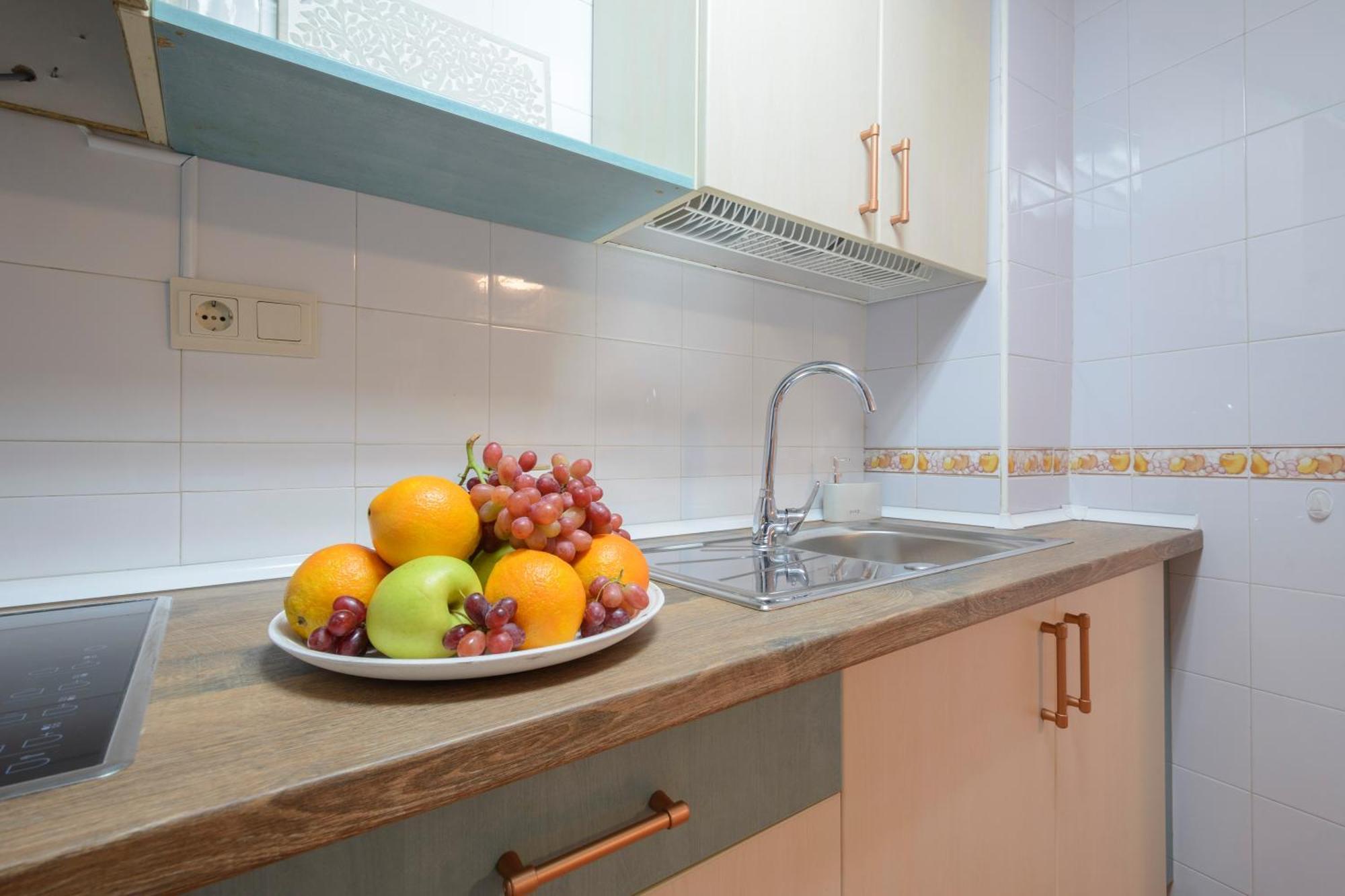 Апартаменты Apartamento Montereria Centro Гранада Экстерьер фото