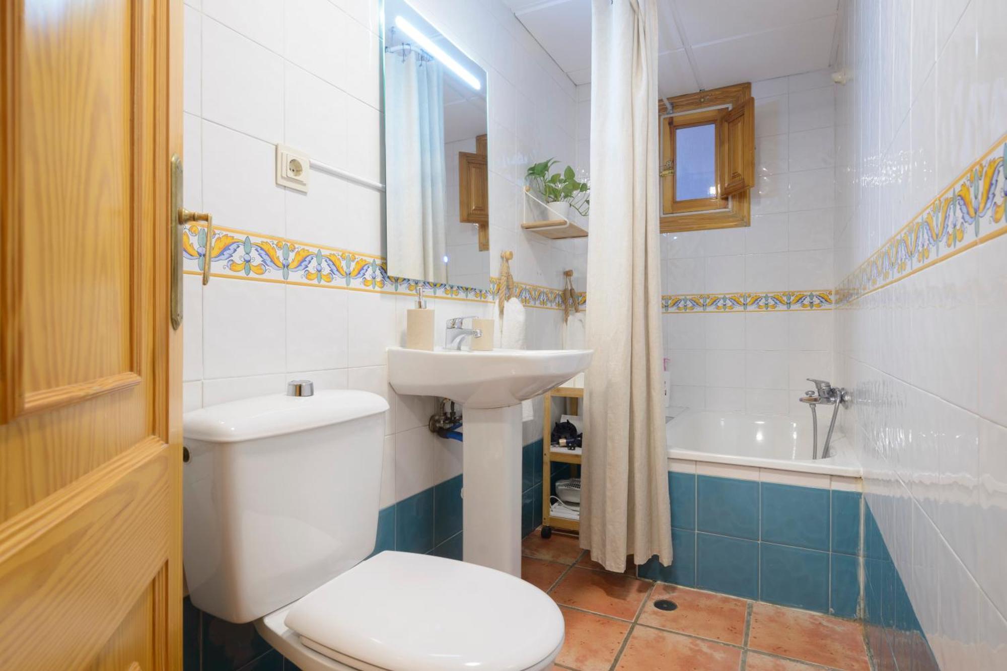 Апартаменты Apartamento Montereria Centro Гранада Экстерьер фото