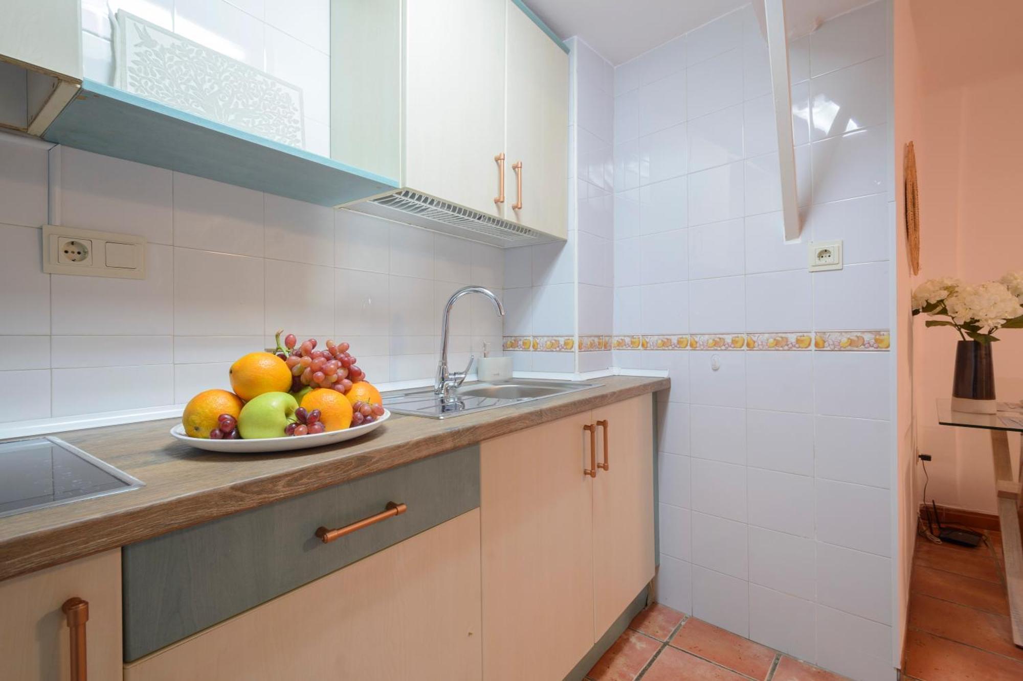 Апартаменты Apartamento Montereria Centro Гранада Экстерьер фото